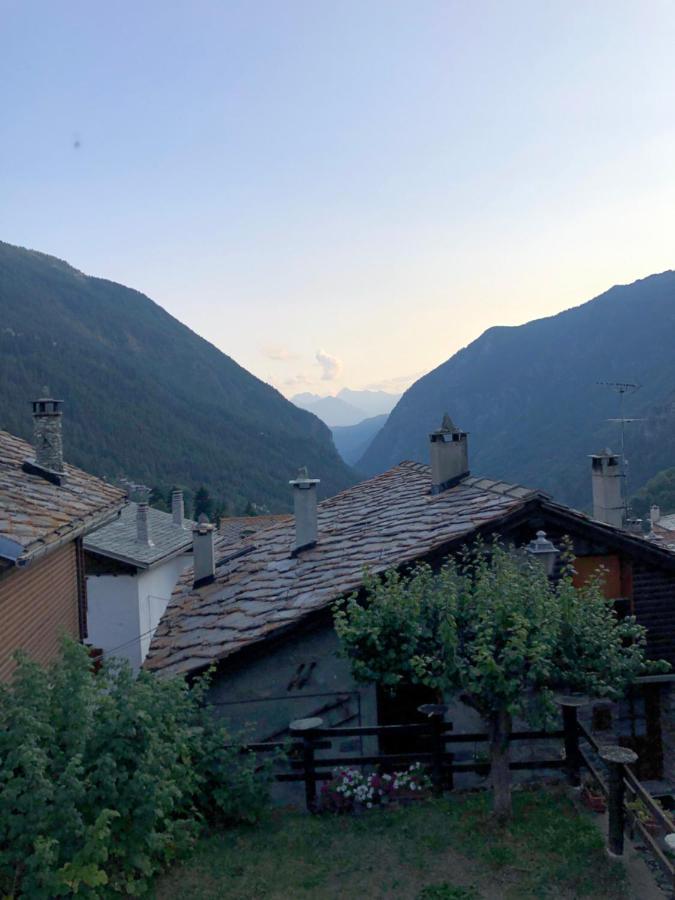 Il Piccolo Rifugio - Casa Valtournenche Apartment Екстериор снимка